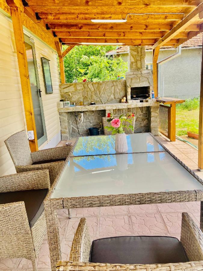 Caravans 10 Min To Tsonevo Lake & 35 Min To Black Sea Exterior photo
