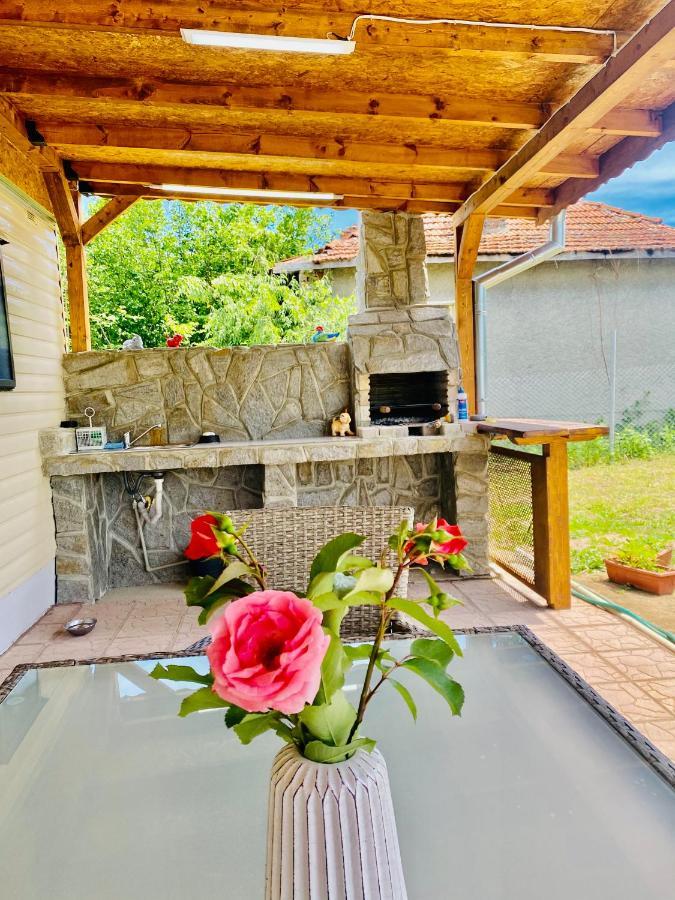Caravans 10 Min To Tsonevo Lake & 35 Min To Black Sea Exterior photo